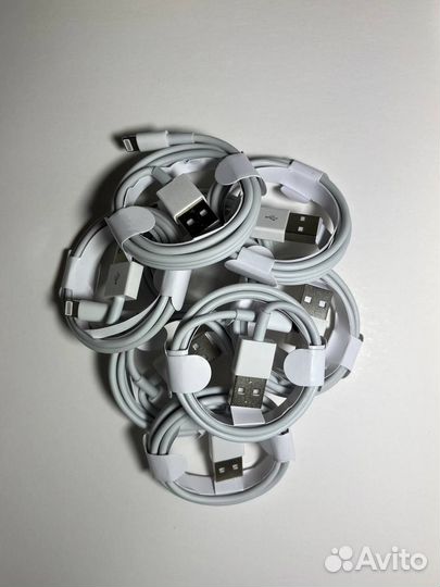 Зарядка на iPhone провод