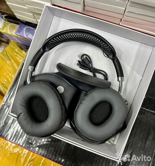 Беспроводные наушники apple airpods