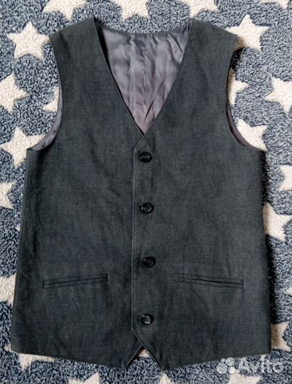 Школьная форма- жилеты 140, 146