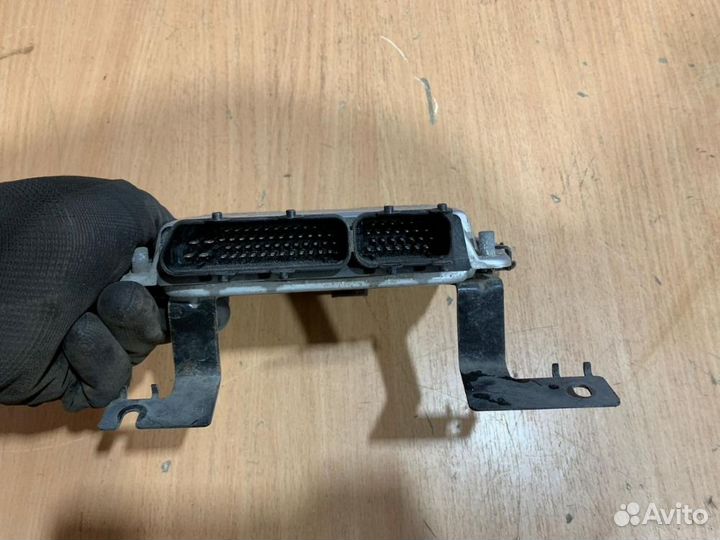 Блок управления двигателем Skoda Octavia A4