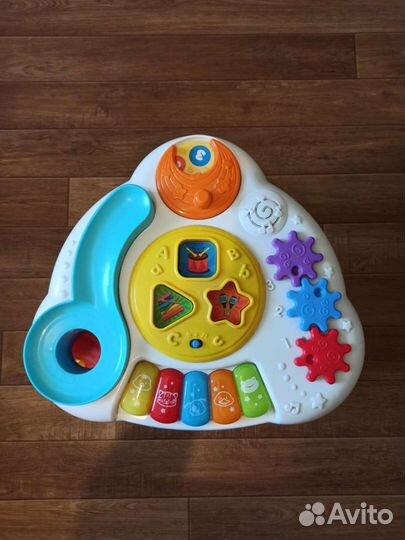 Развивающий музыкальный столик