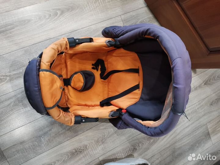 Коляска tutis