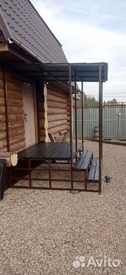 Крыльцо к дому из металла