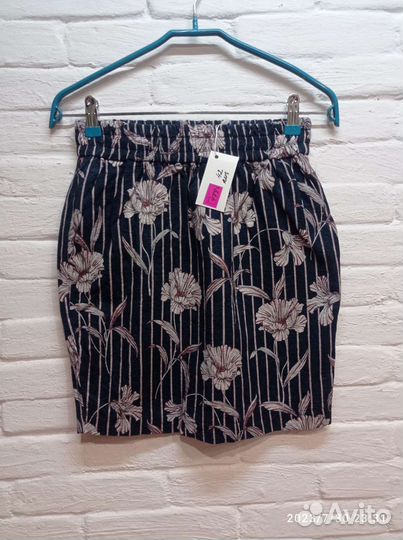 Новая женская юбка Reserved, размер 42