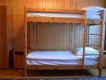 Двухъярусная кровать с матрасами