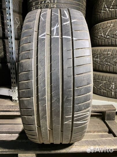 Michelin Pilot Sport 4 245/40 R19 98Y