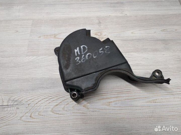 Кожух ремня грм правый Mitsubishi Pajero/Montero