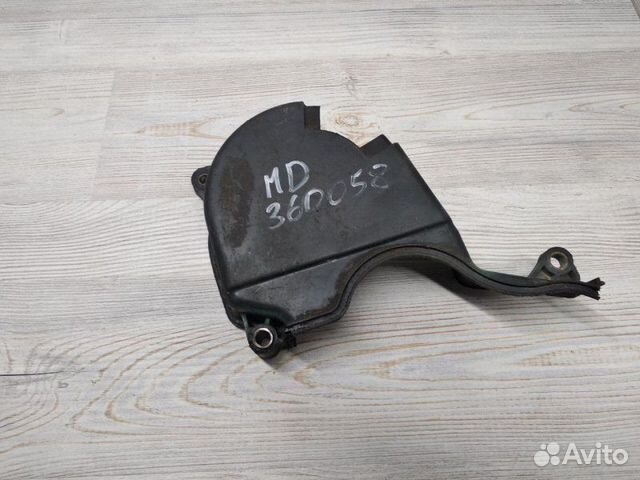 Кожух ремня грм правый Mitsubishi Pajero/Montero