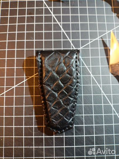 Зажим для денег на магните