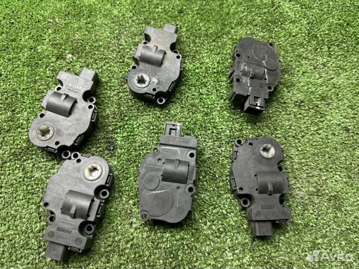 410475520 сервопривод печки Мерседес W164