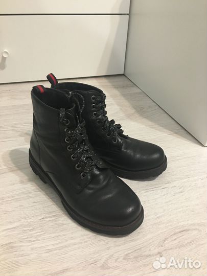 Ботинки для девочки