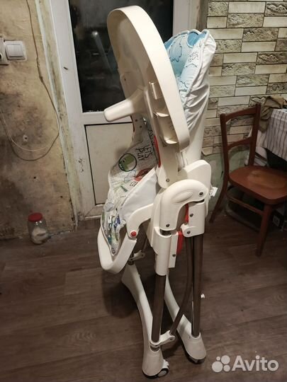 Стул для кормления