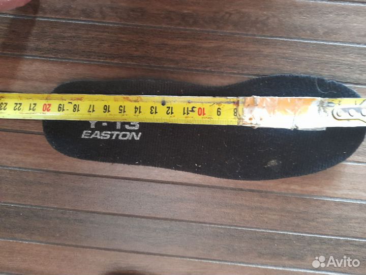 Коньки хоккейные детские