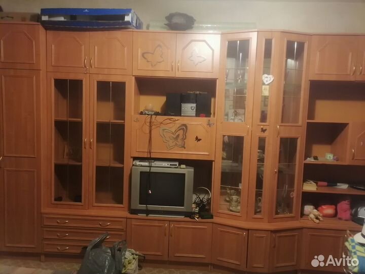 Стенка в гостиную бу