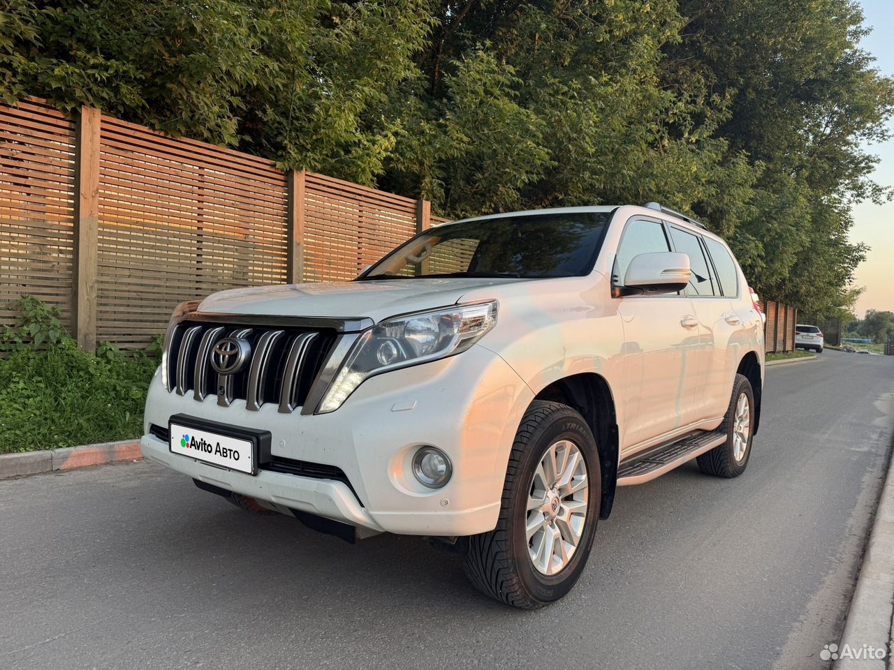 Нашли авто Toyota Land Cruiser Prado