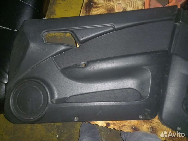 Карта передних дверей