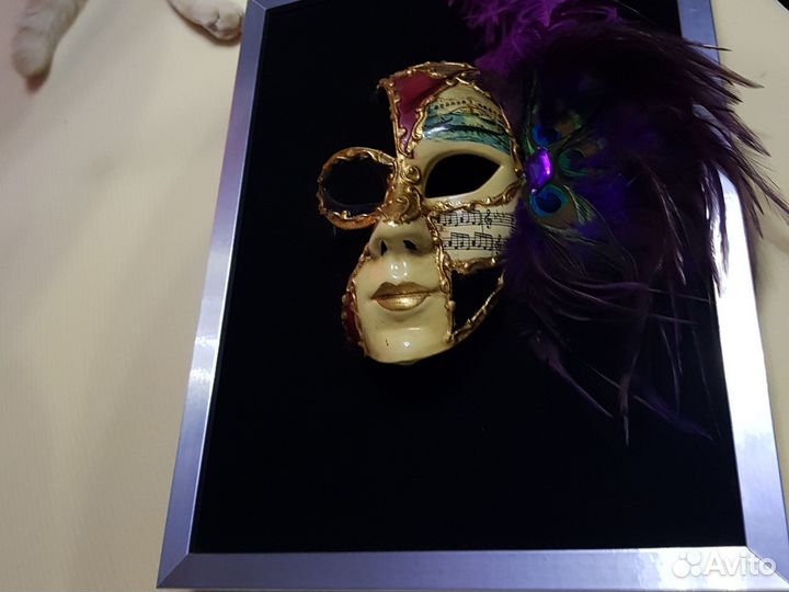 Венецианская маска