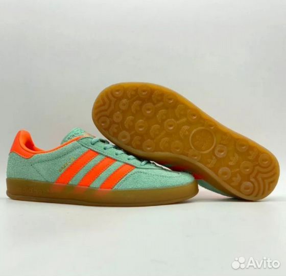 Кроссовки женские Adidas Gazelle