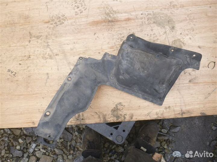 Защита двс передняя правая Toyota Rav4 ACA21