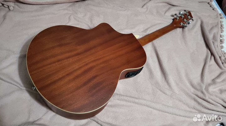 Электро акустическая гитара NG