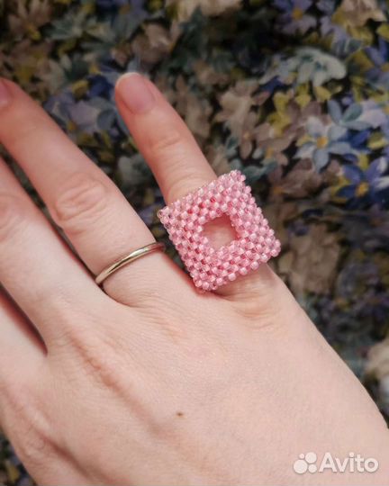 Кольцо из бисера