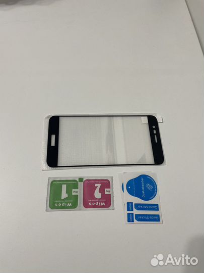 Защитное стекло на honor 8 pro