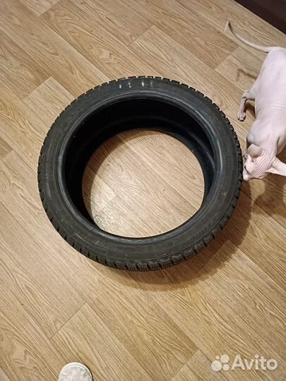 Triangle Snowlink TWT02 235/40 R18