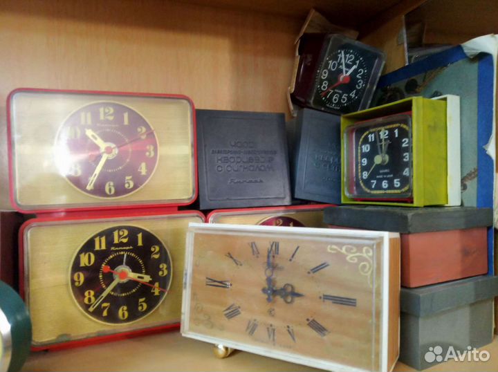 СССР часы настенные настольные механика