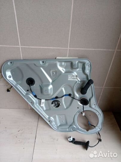 Стеклоподьемник задний левый на киа сид 2011г