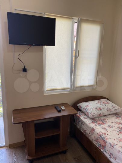 Комната 15 м² в 6-к., 3/3 эт.