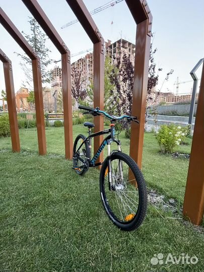 Велосипед specialized