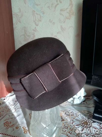 Шляпа фетровая женская