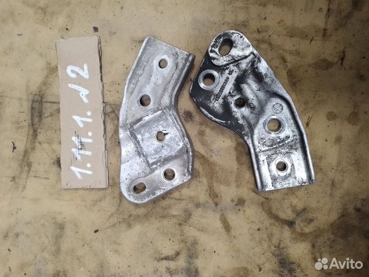 Кронштейн стабилизатора передний Mercedes c205