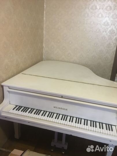 Рояль белый кабинетный