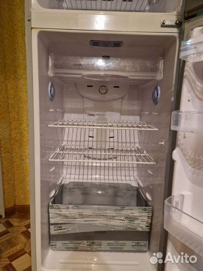 Холодильник