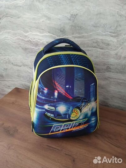 Школьный рюкзак ортопедический для мальчика