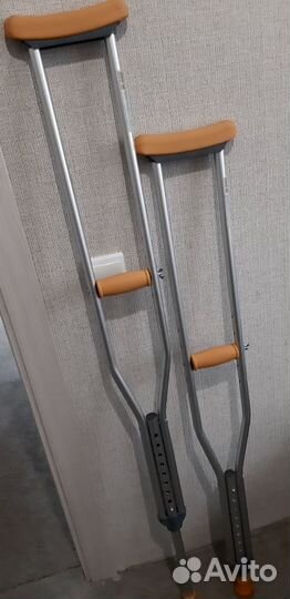 Костыли подмышечные