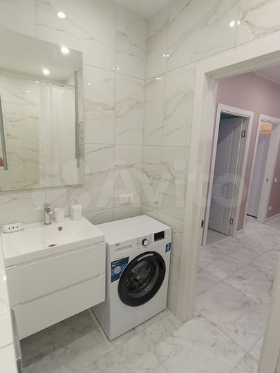 2-к. квартира, 56 м², 2/8 эт.