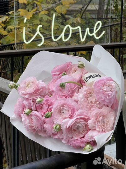 Ранункулюсы букет