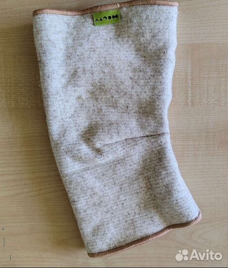 Наколенники новые из шерсти бренд 
