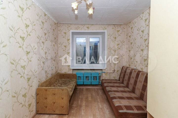 Комната 11,8 м² в 4-к., 3/9 эт.