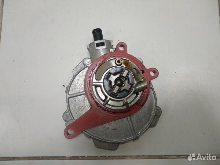 Насос вакуумный Audi A6 C7 4G5