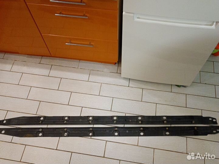 Накладки на пороги тойота королла 120