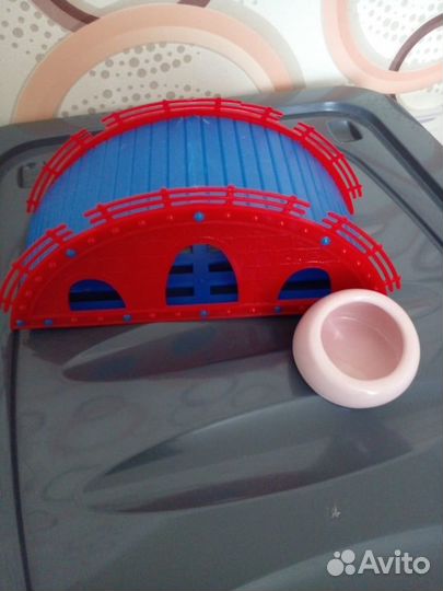 Домик и кормушка для грызуна