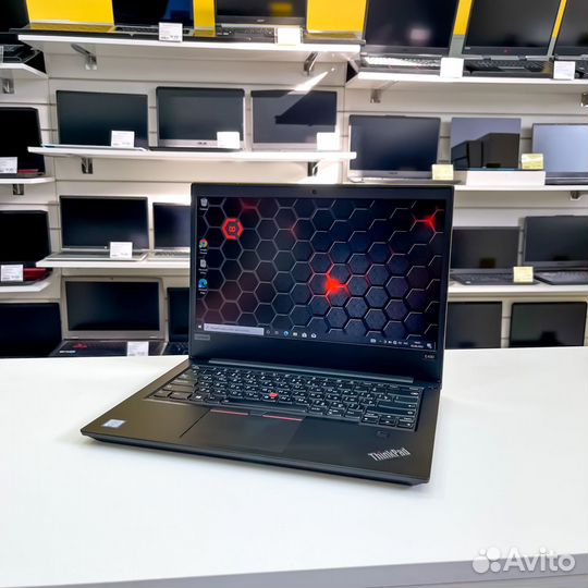 Ноутбук Lenovo ThinkPad i5/озу8/SSD/IPS