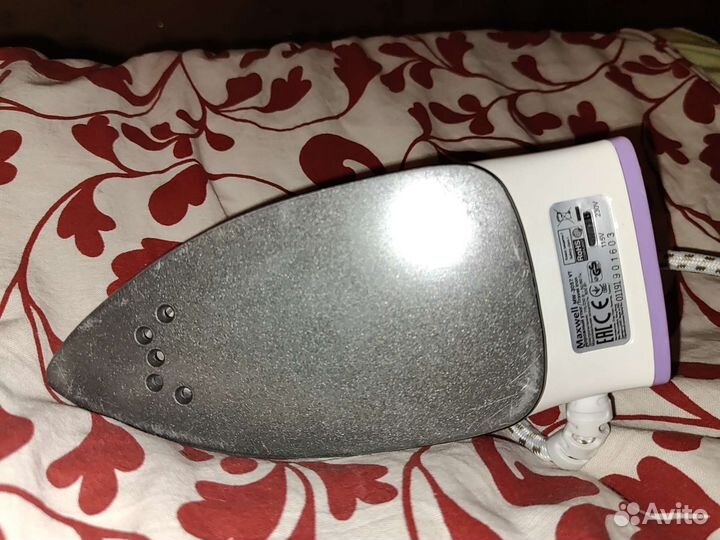 Дорожный утюг Maxwell