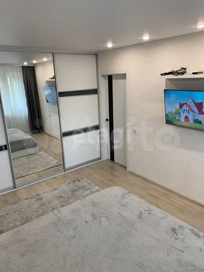 2-к. квартира, 42,2 м², 1/9 эт.