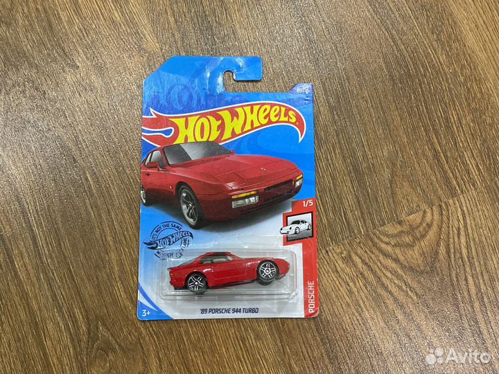 Hot wheels машинки