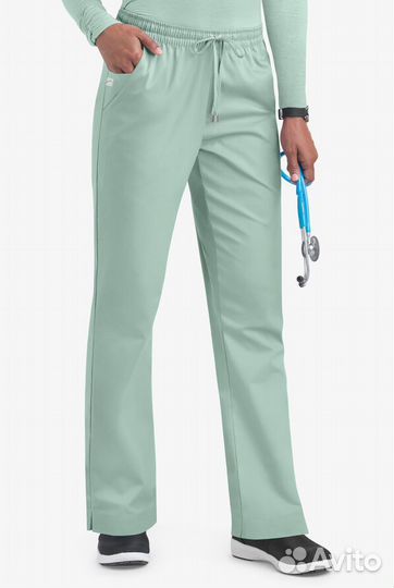 Медицинский костюм женский новый