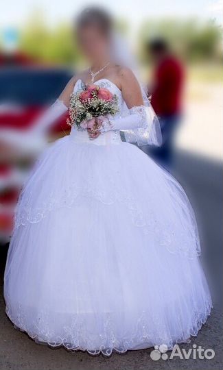 Свадебное платье